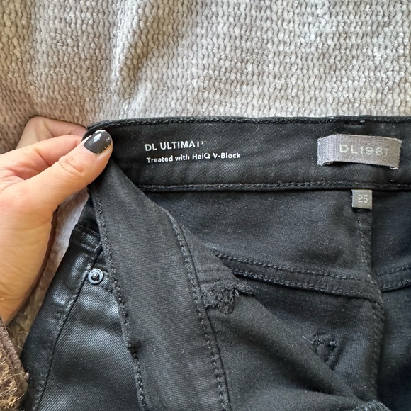 DL1961 | Bridget Instasculpt Bootcut High Rise Jeans - Picture 11 of 13